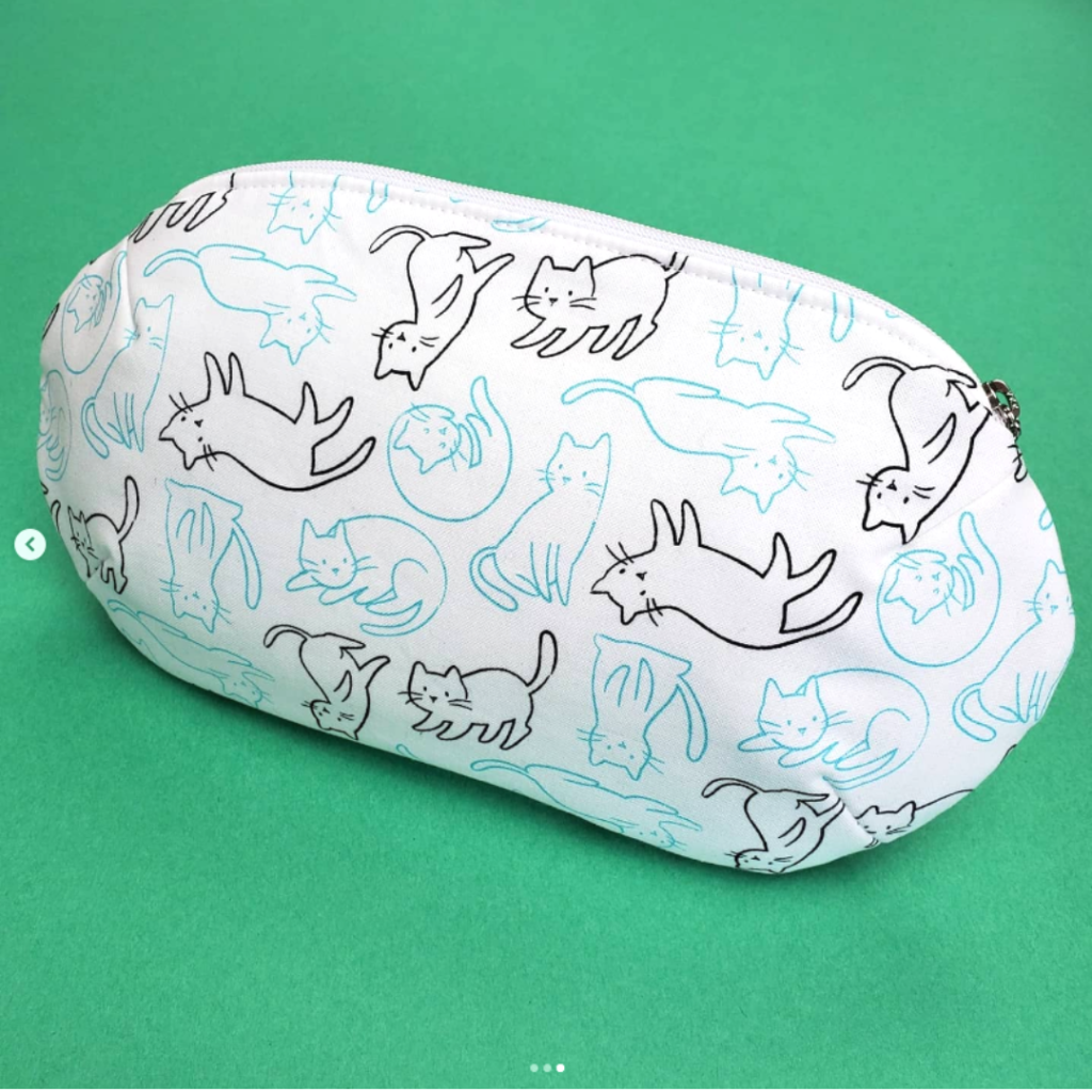 Necessaire Oval Gordinha