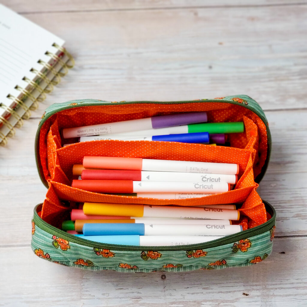 estojo necessaire com divisorias removiveis e sem viés