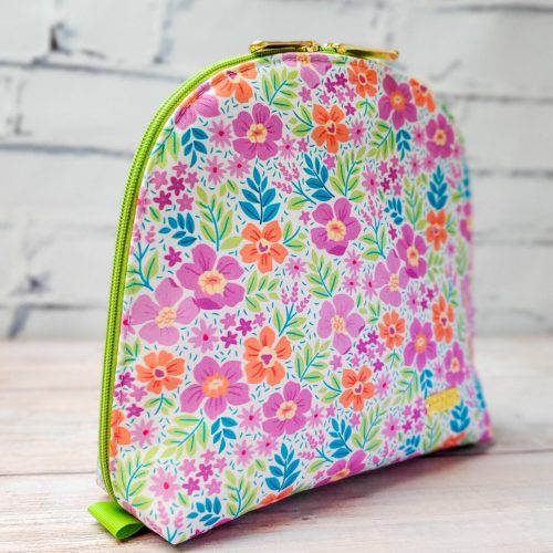 necessaire-meia-lua-magrinha_01