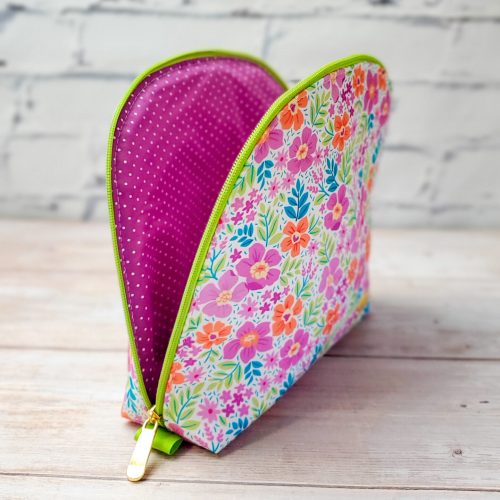 necessaire-meia-lua-magrinha_04